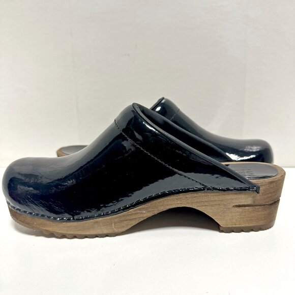Sanita Black Women's Clogs - Picture 6 of 13